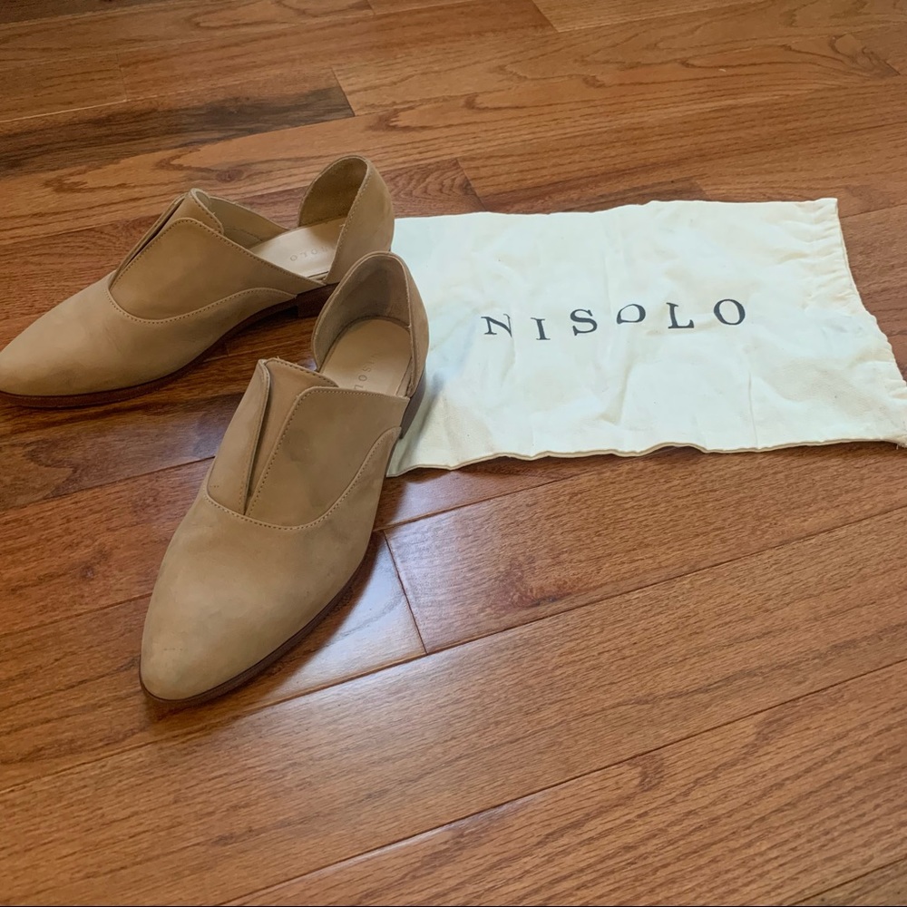 NISOLO Emma Oxford Slip On in tan suede